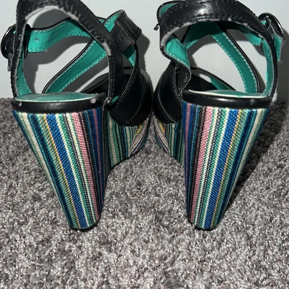 Unlisted Striped Wedge Heels